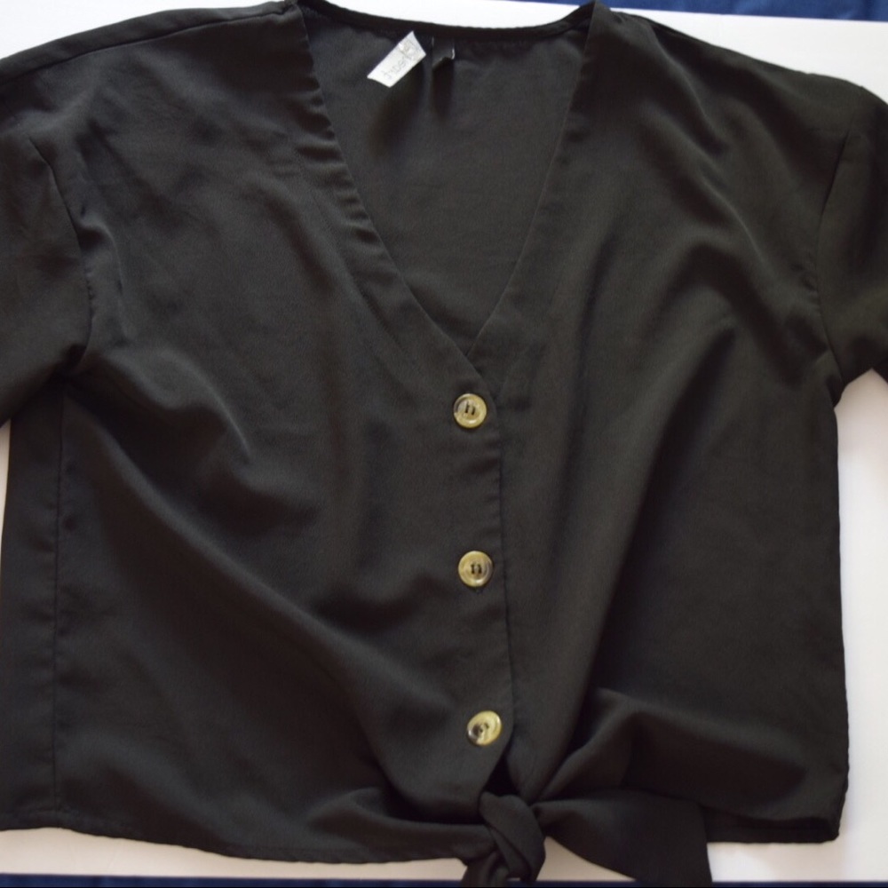 Crop top blouse